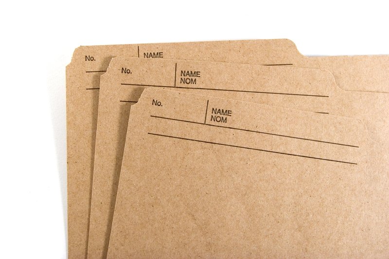 Folder de cartulina kraft personalizado con impresión para empresas en CDMX